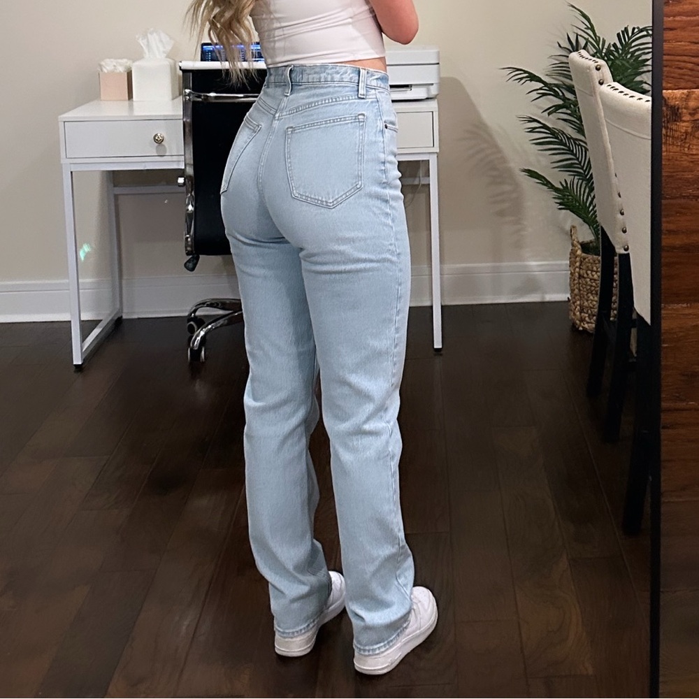 Abercrombie & Fitch Curve Love Ultra High Rise 90s Straight Jean 27/4L